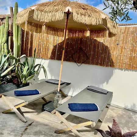 Maison Avec Bassin Dans Les Remparts Ferienhaus Aigues-Mortes